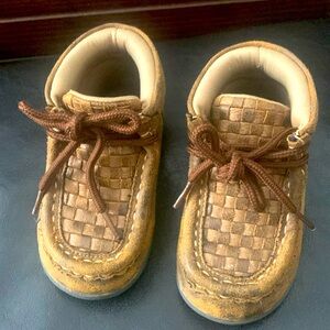 Twister Moccasin- Toddler size 4
